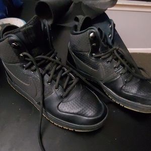High top Nike's